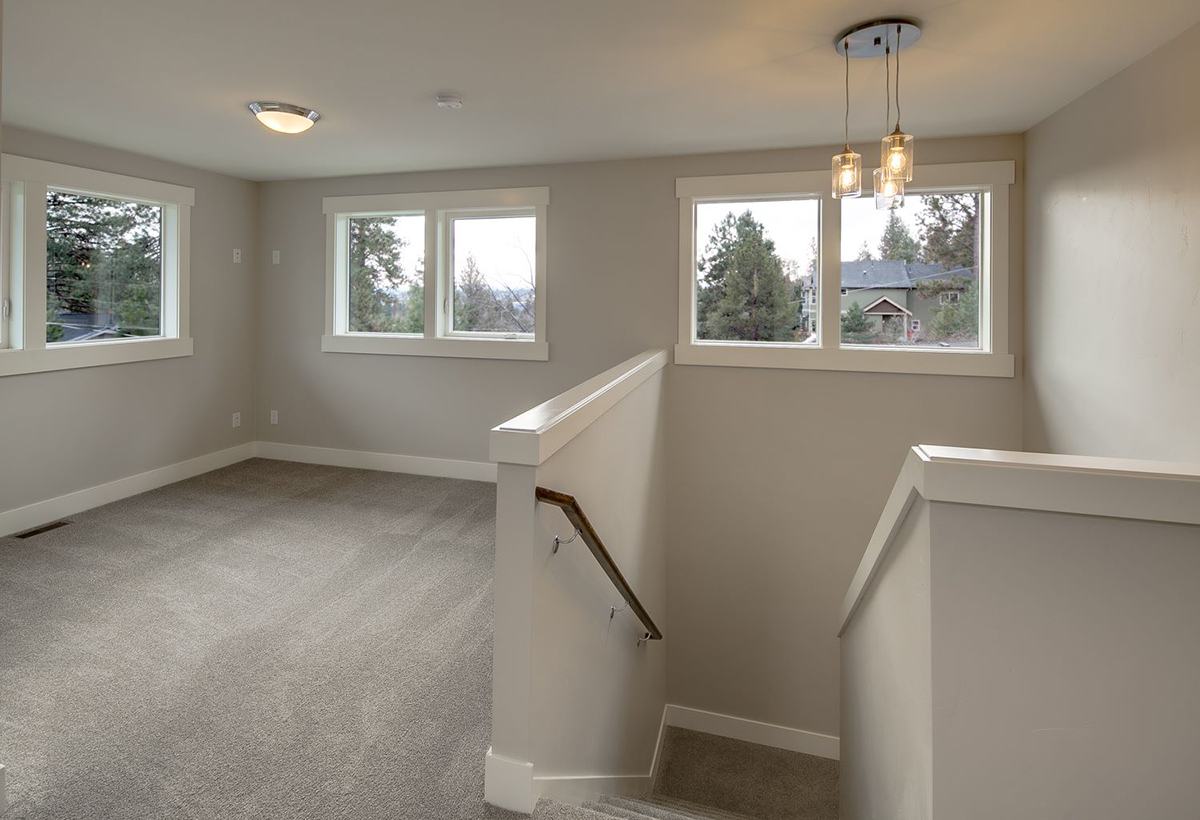 Loft — Living large in a narrow design