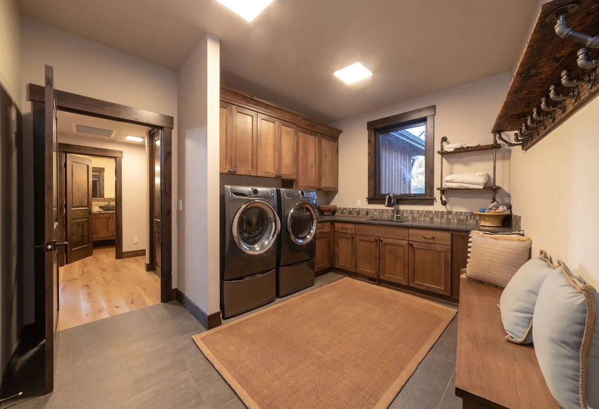 Laundry room ranch — Luxury home with sweeping mountain views