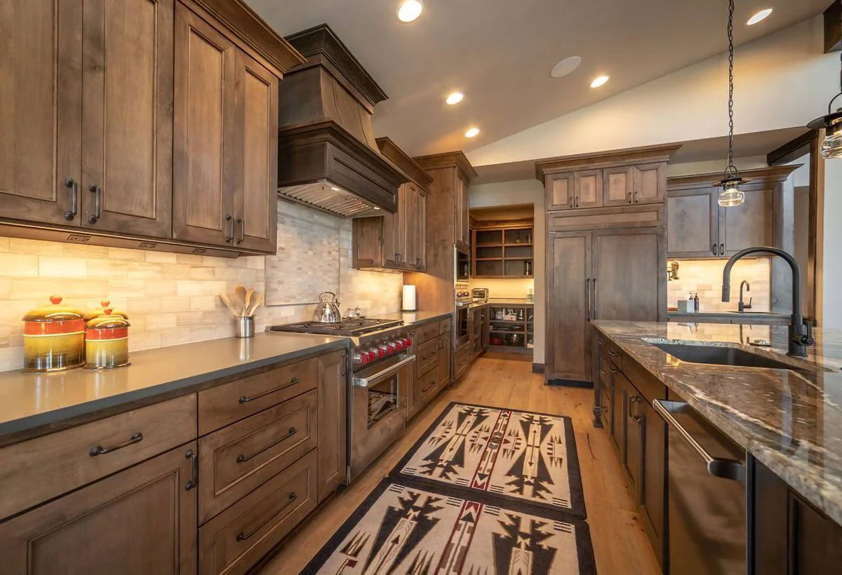 Kitchen area rug ranch — Luxury home with sweeping mountain views