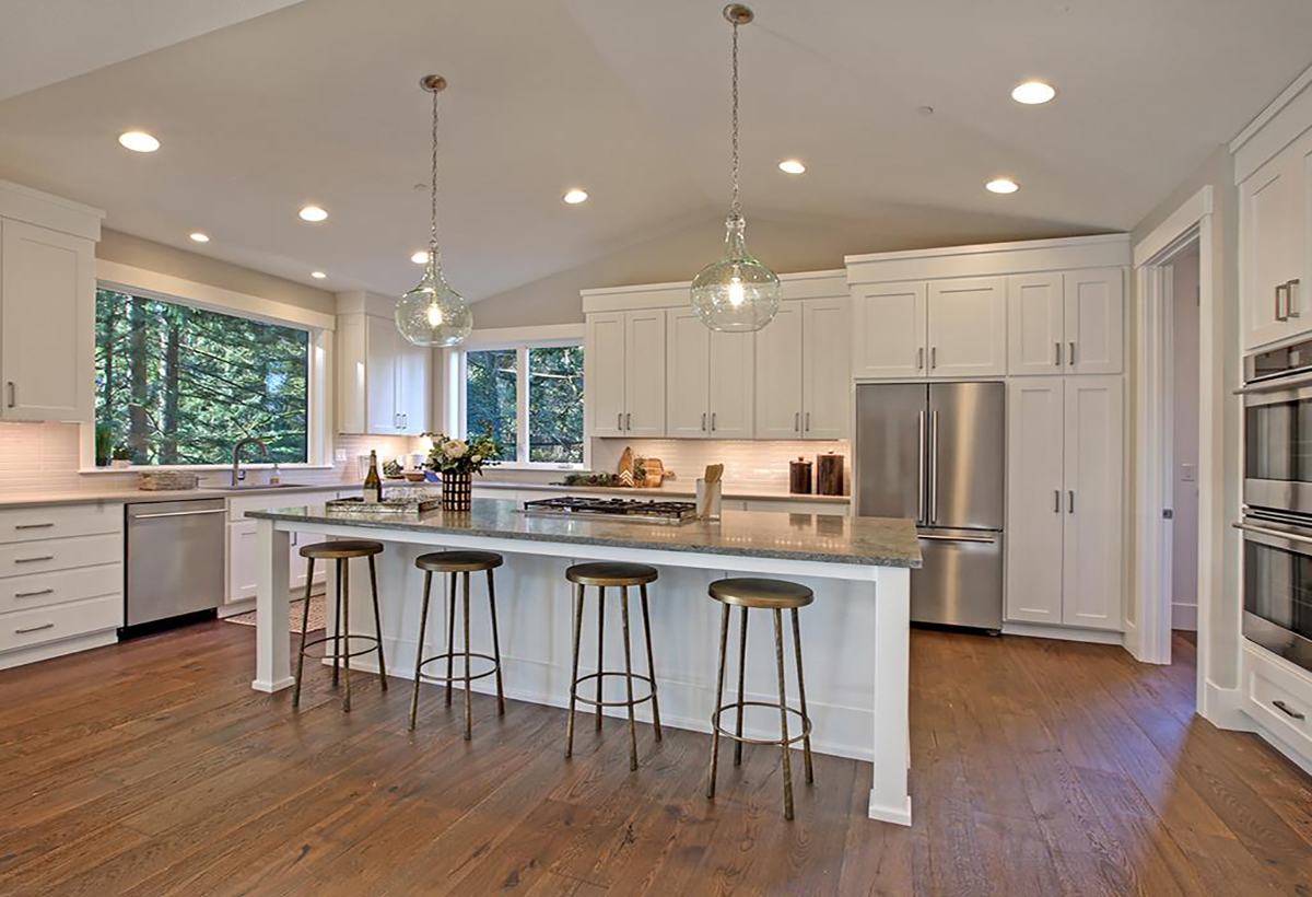 Kitchen — Open spaces, mountain vibes