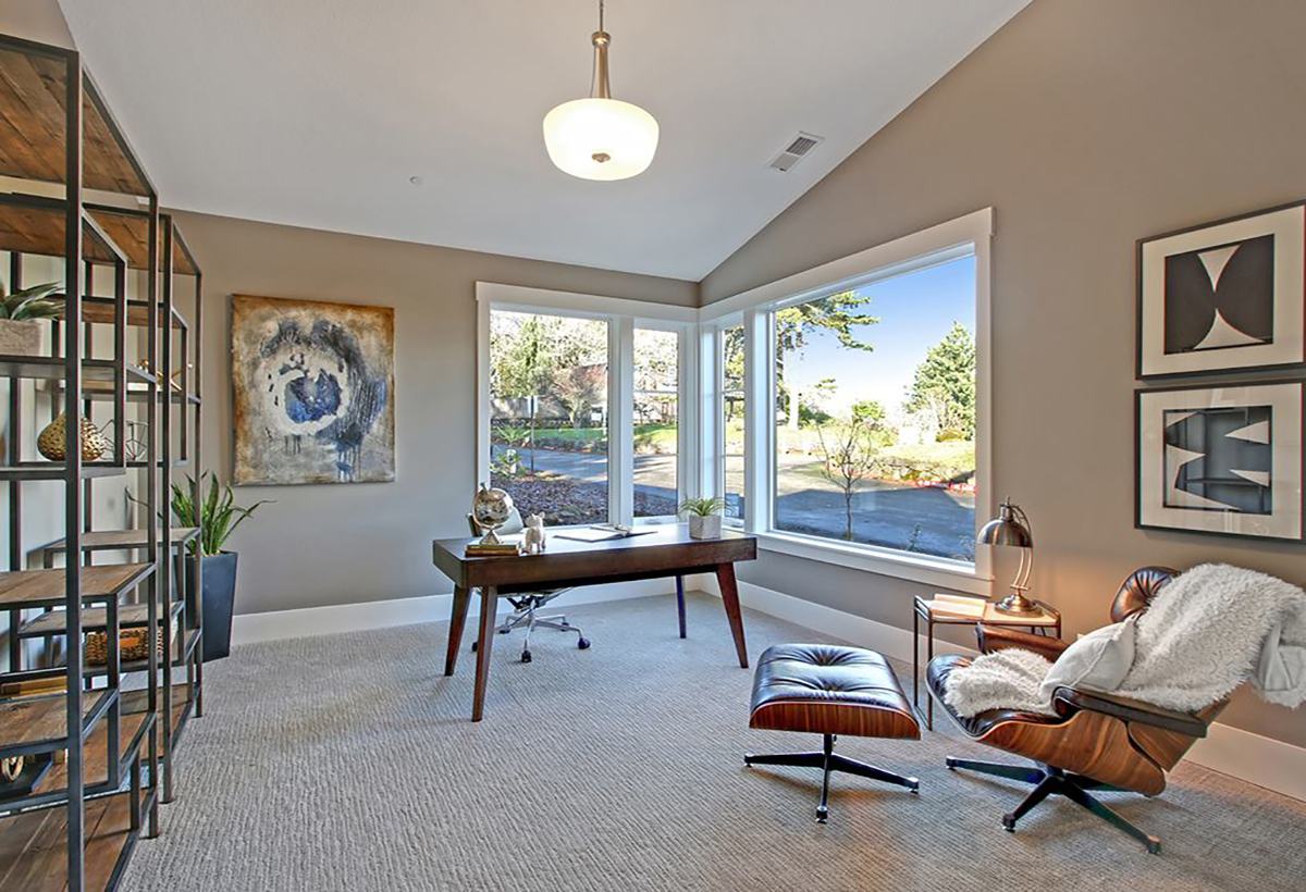Home office — Open spaces, mountain vibes
