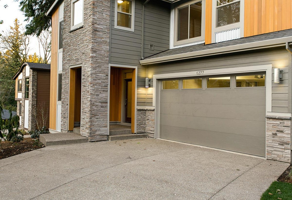 Garage — Home design inspired by its surroundings