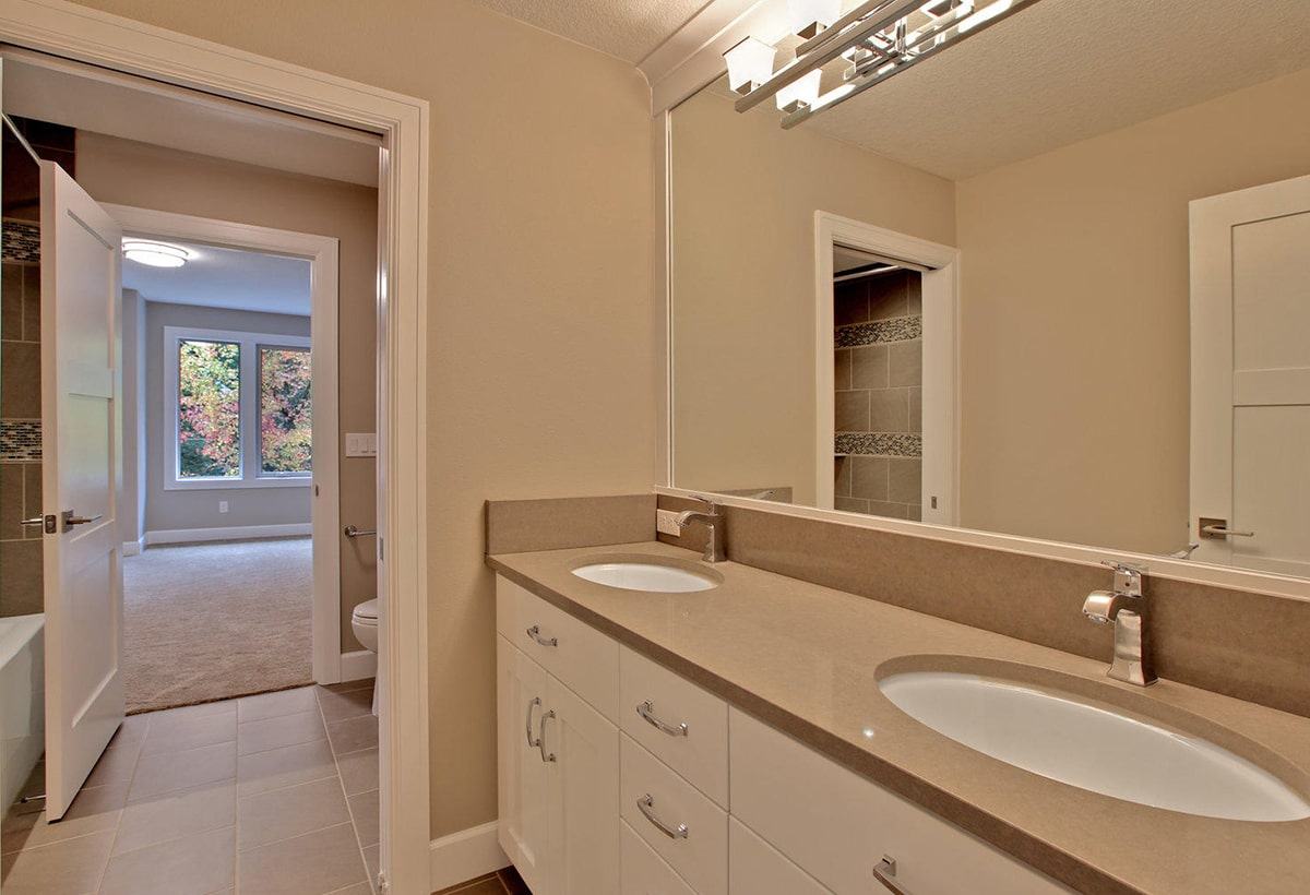 Bathroom — Home in the lot of luxury