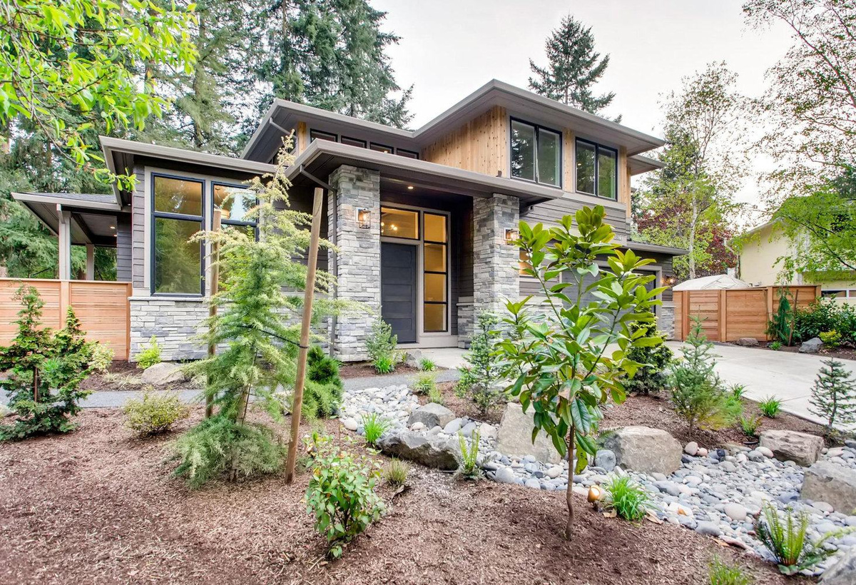 Exterior — Just one lot left – and for a good reason