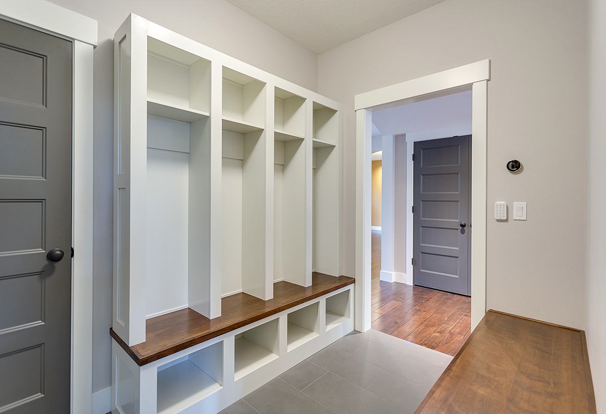 Walk-in closet — Elevating neighborhood curb appeal