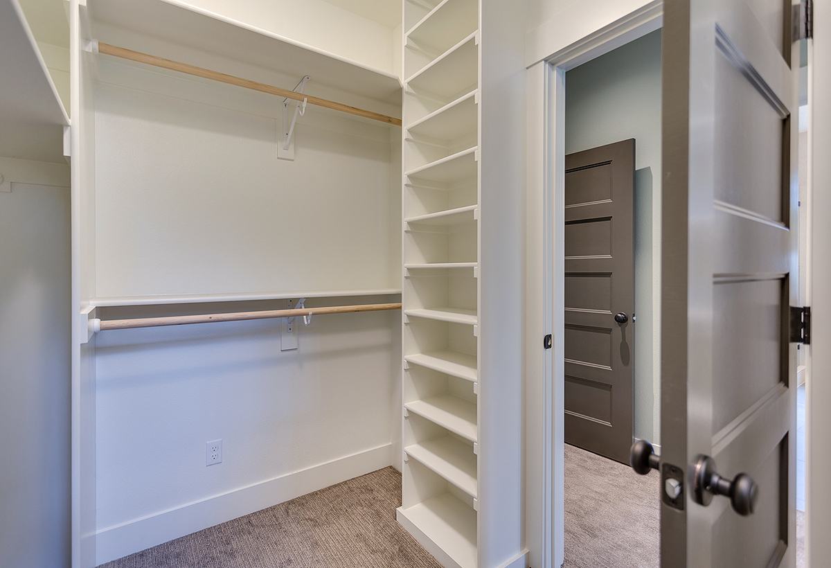 Walk-in closet — Elevating neighborhood curb appeal