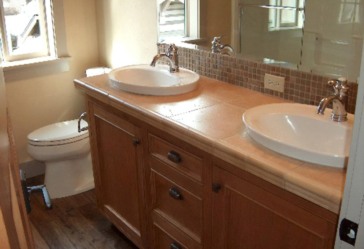 Bathroom — Maximizing the land value, 3-dwellings