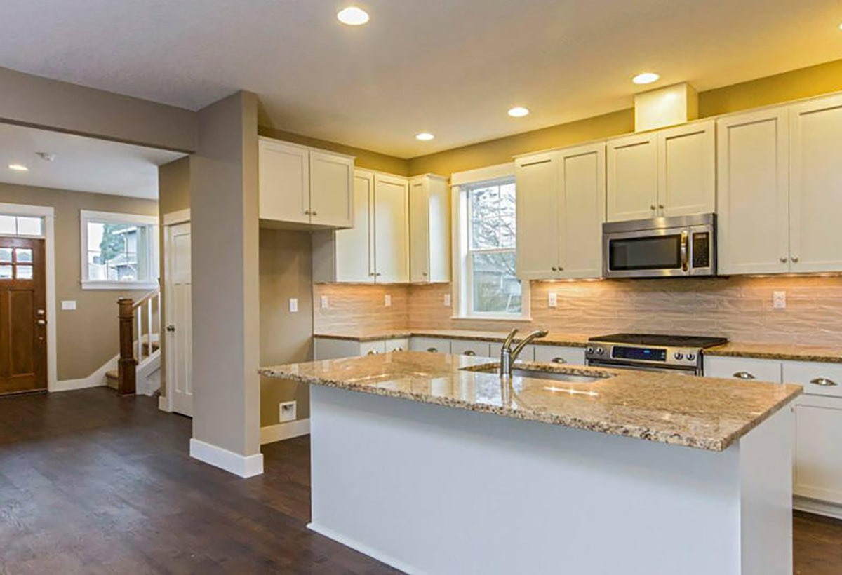 Kitchen — Old Portland style custom