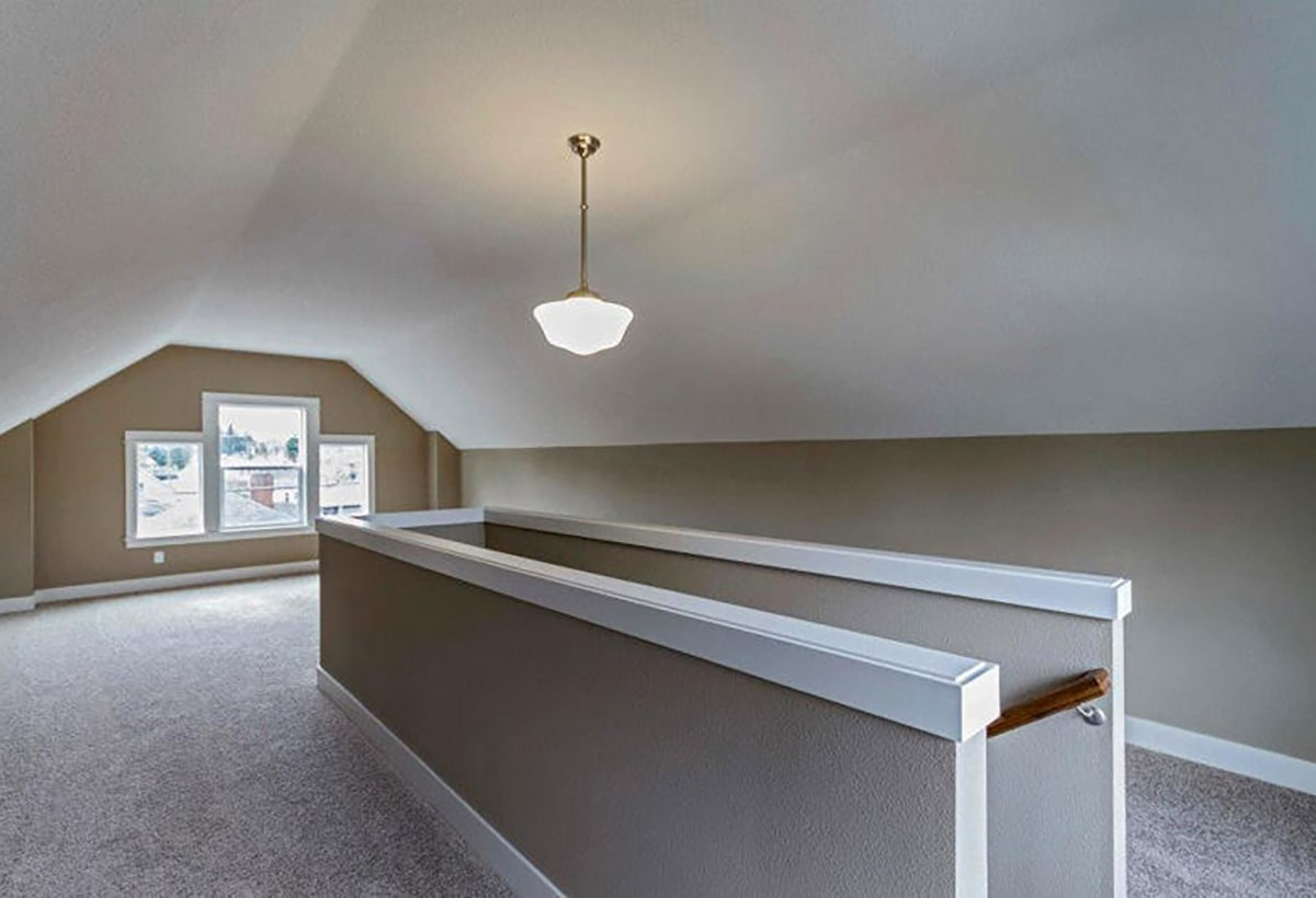 Loft — Old Portland style custom
