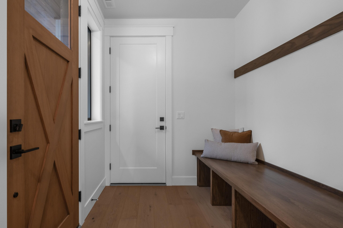 Interior detail — Mining Farmhouse Revived with Spectacular Views