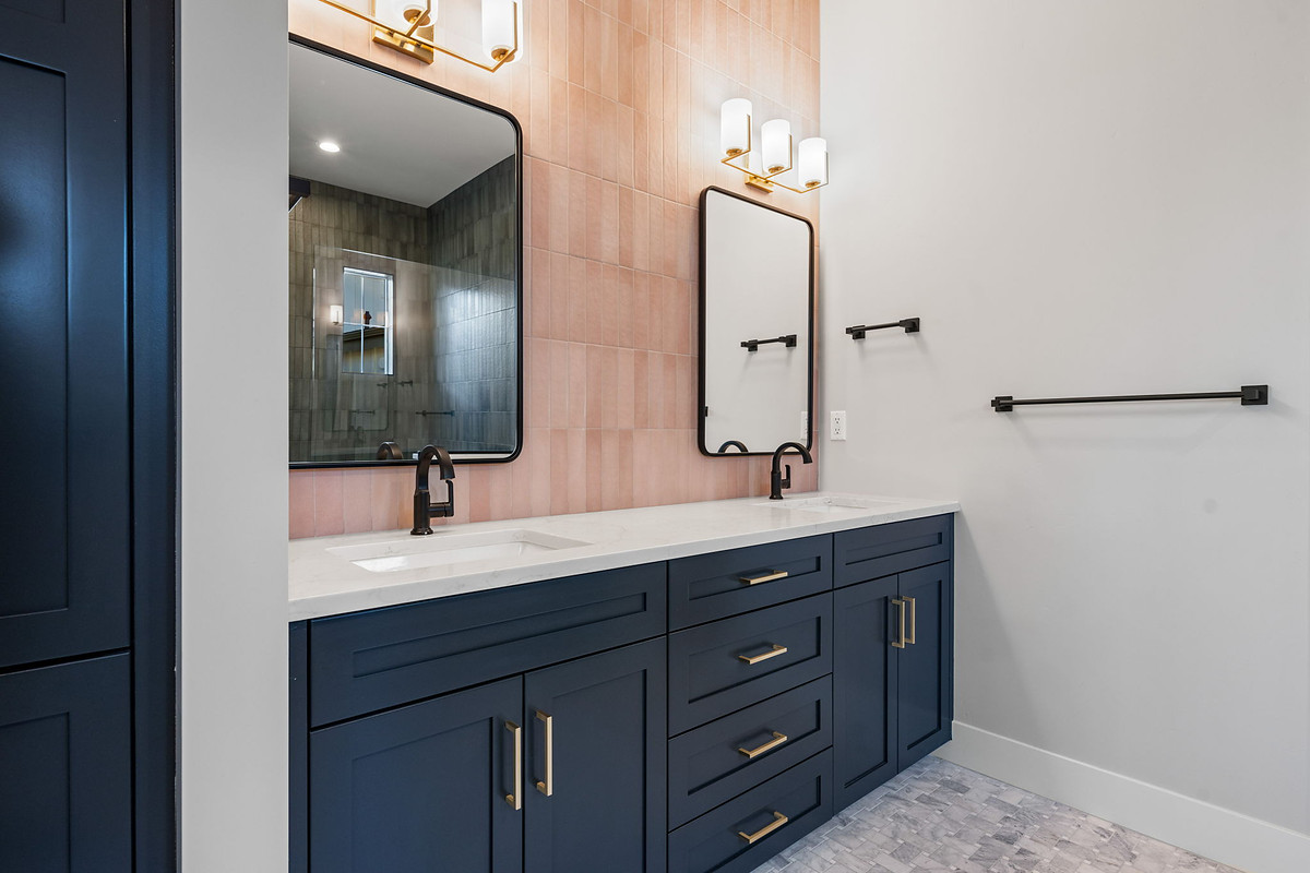Interior detail — Farmhouse for Clients with Modern Taste
