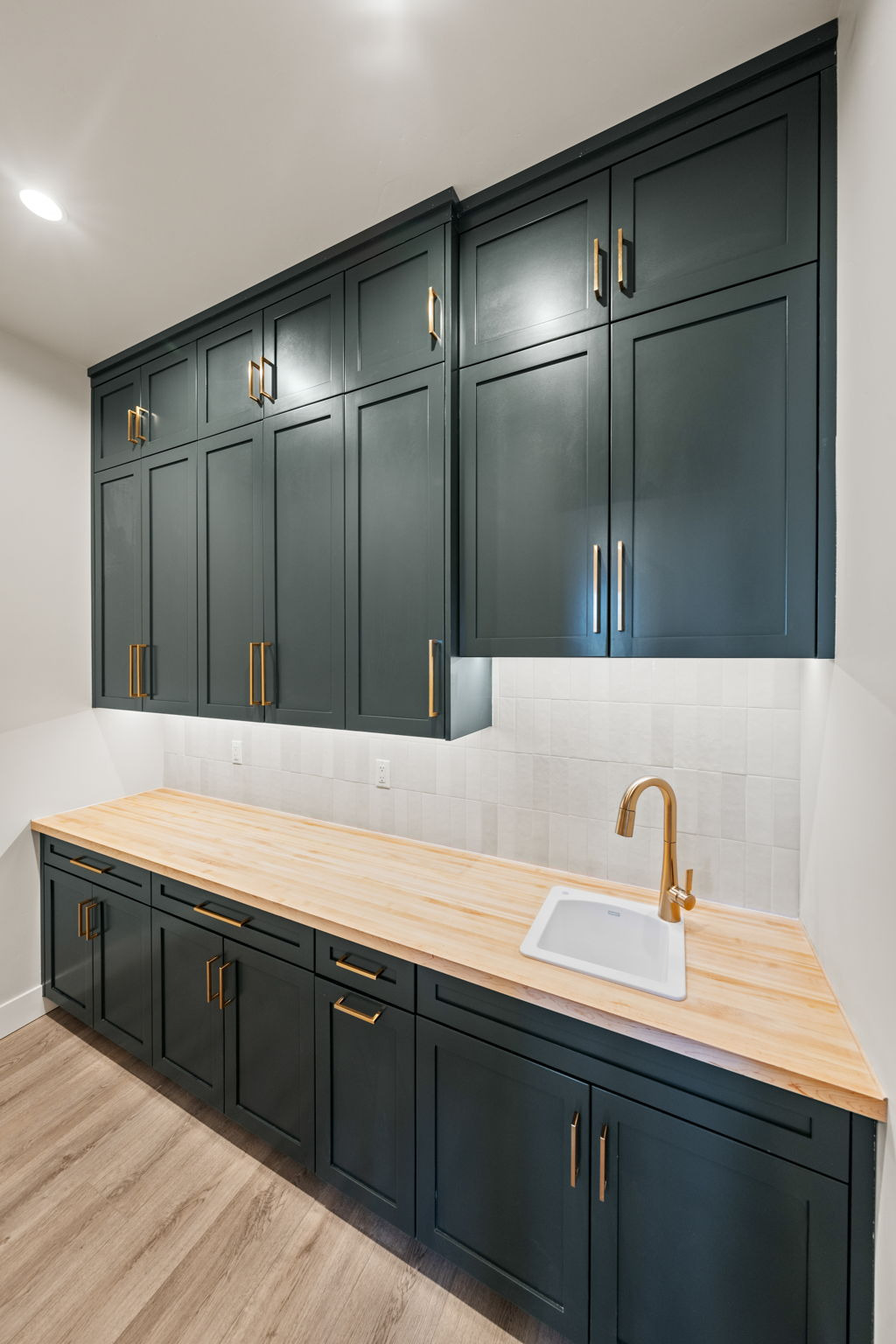 Interior detail — Farmhouse for Clients with Modern Taste