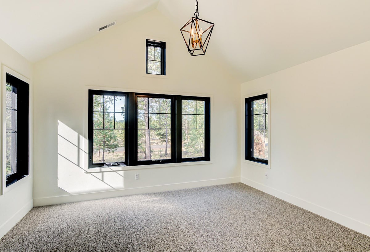 Bedroom — Vacation home and seasonal rental
