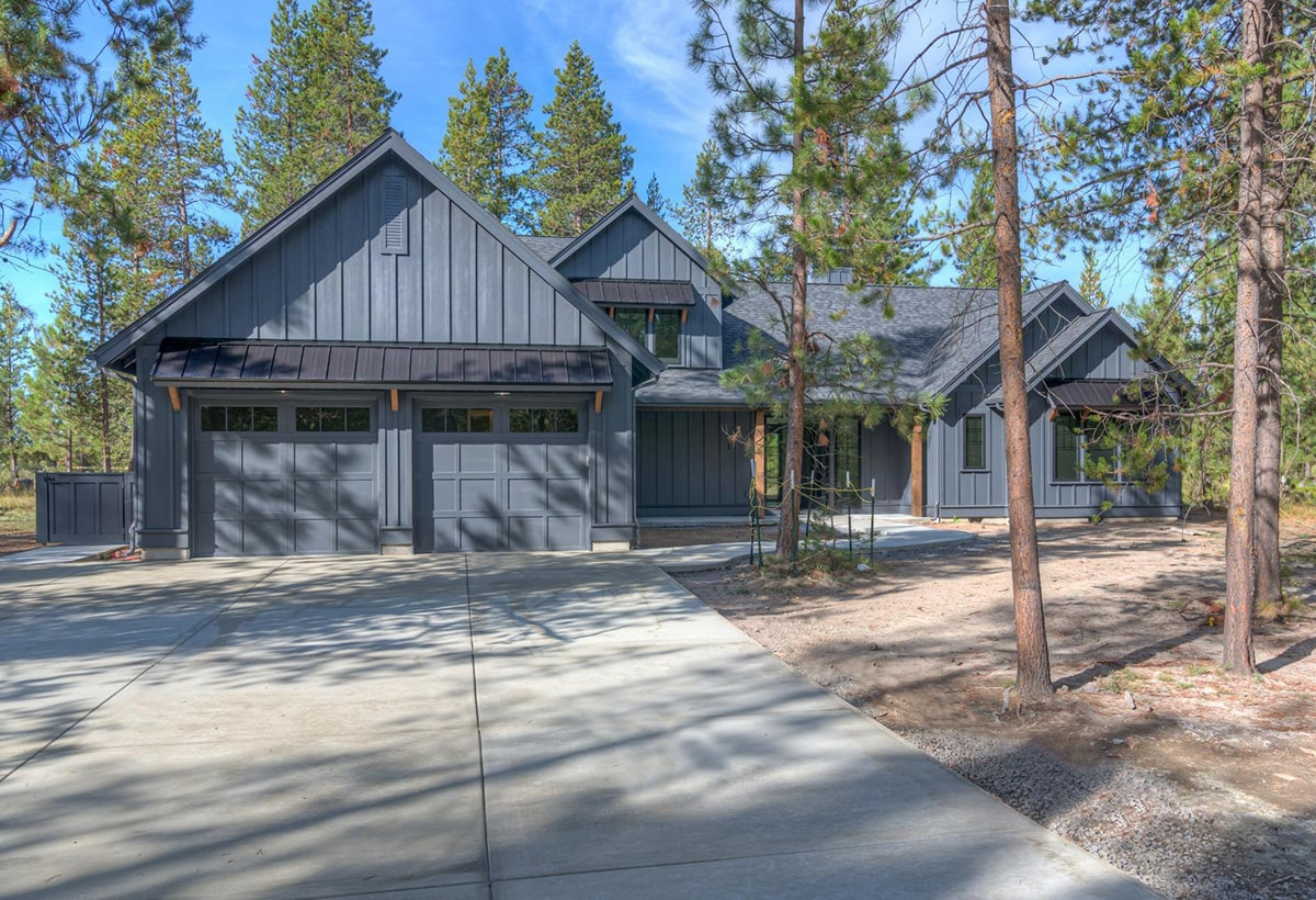 Modern Farmhouse vacation home and seasonal rental in Sunriver, Oregon